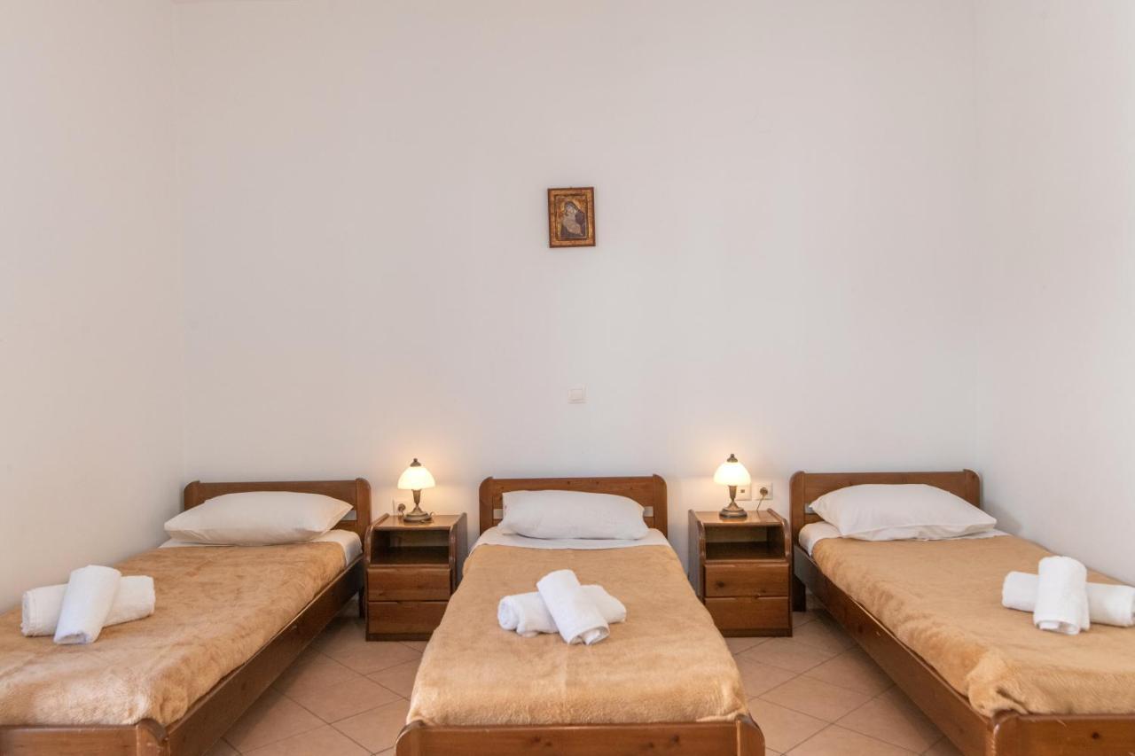 Esperides Apartment Tinos ภายนอก รูปภาพ