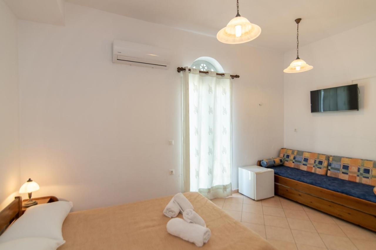 Esperides Apartment Tinos ภายนอก รูปภาพ