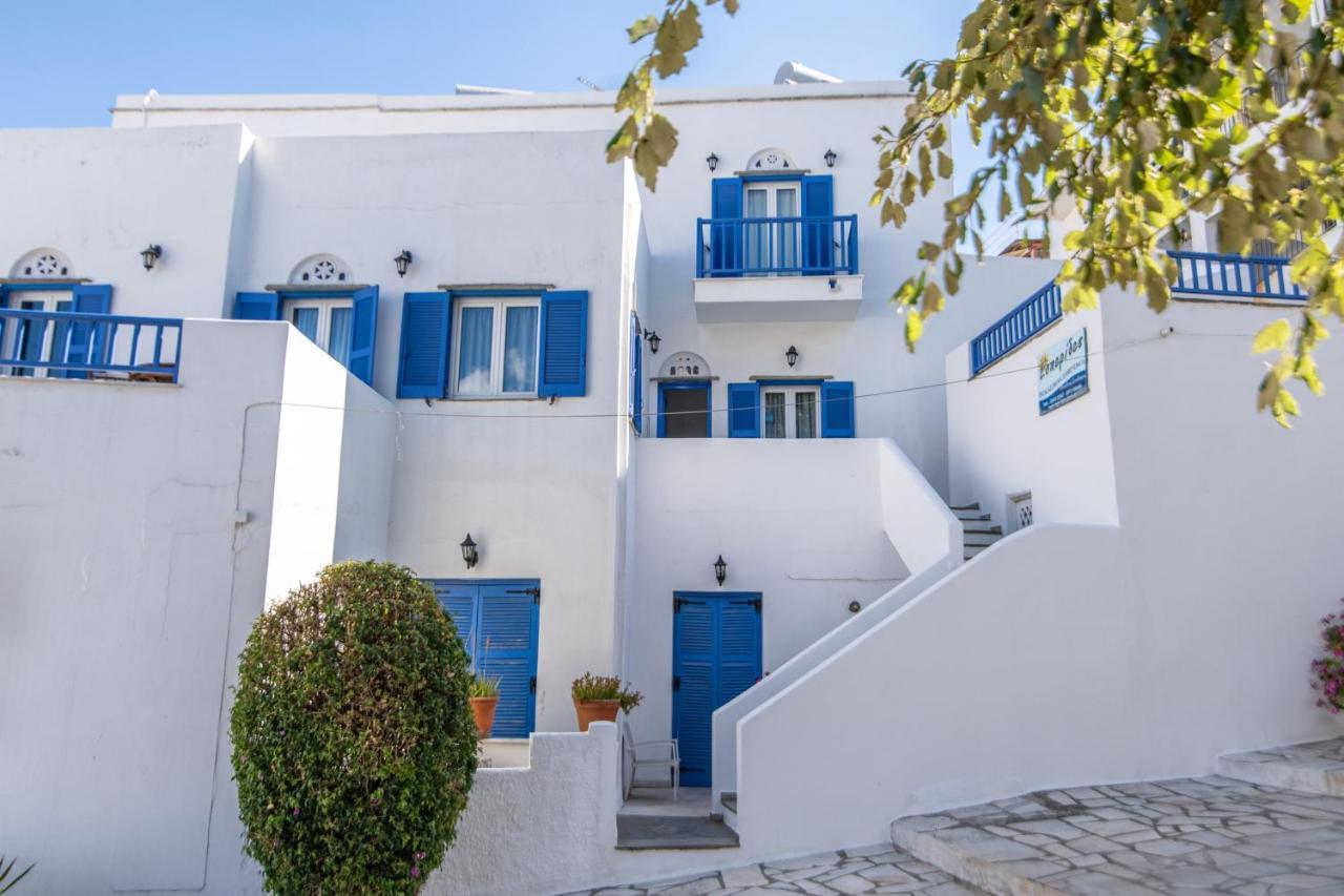 Esperides Apartment Tinos ภายนอก รูปภาพ