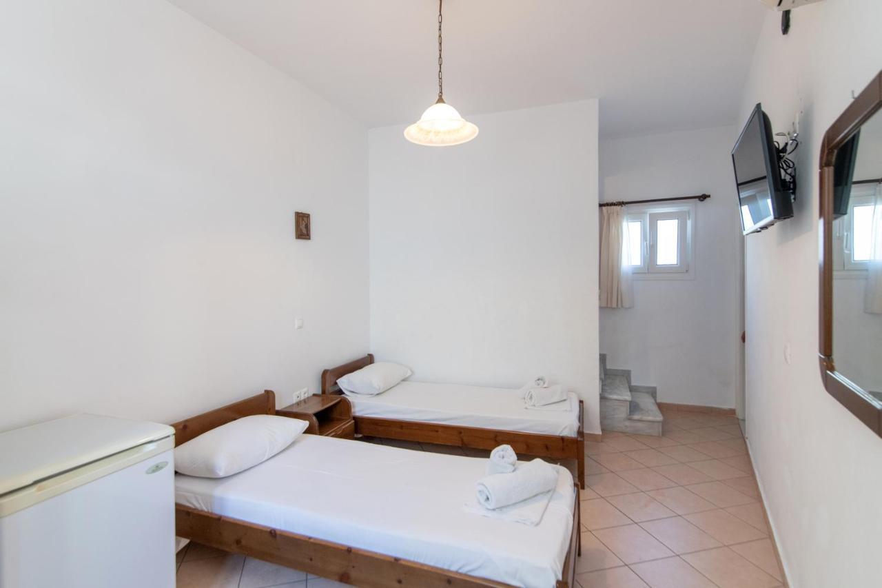 Esperides Apartment Tinos ภายนอก รูปภาพ