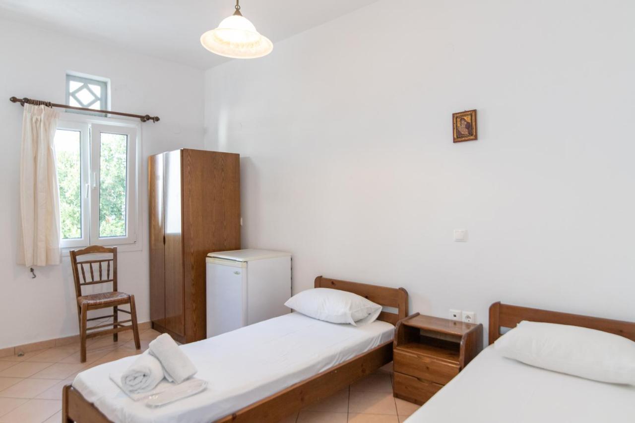 Esperides Apartment Tinos ภายนอก รูปภาพ