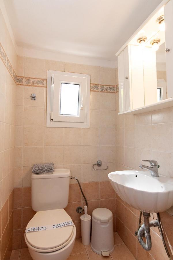 Esperides Apartment Tinos ภายนอก รูปภาพ